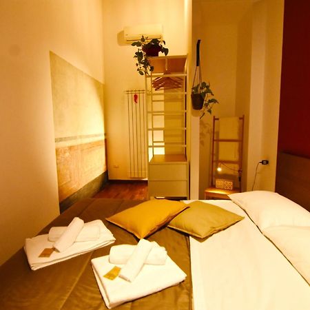 La Casa Di Apollo Apartment เนเปิลส์ ภายนอก รูปภาพ
