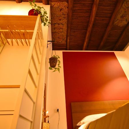 La Casa Di Apollo Apartment เนเปิลส์ ภายนอก รูปภาพ