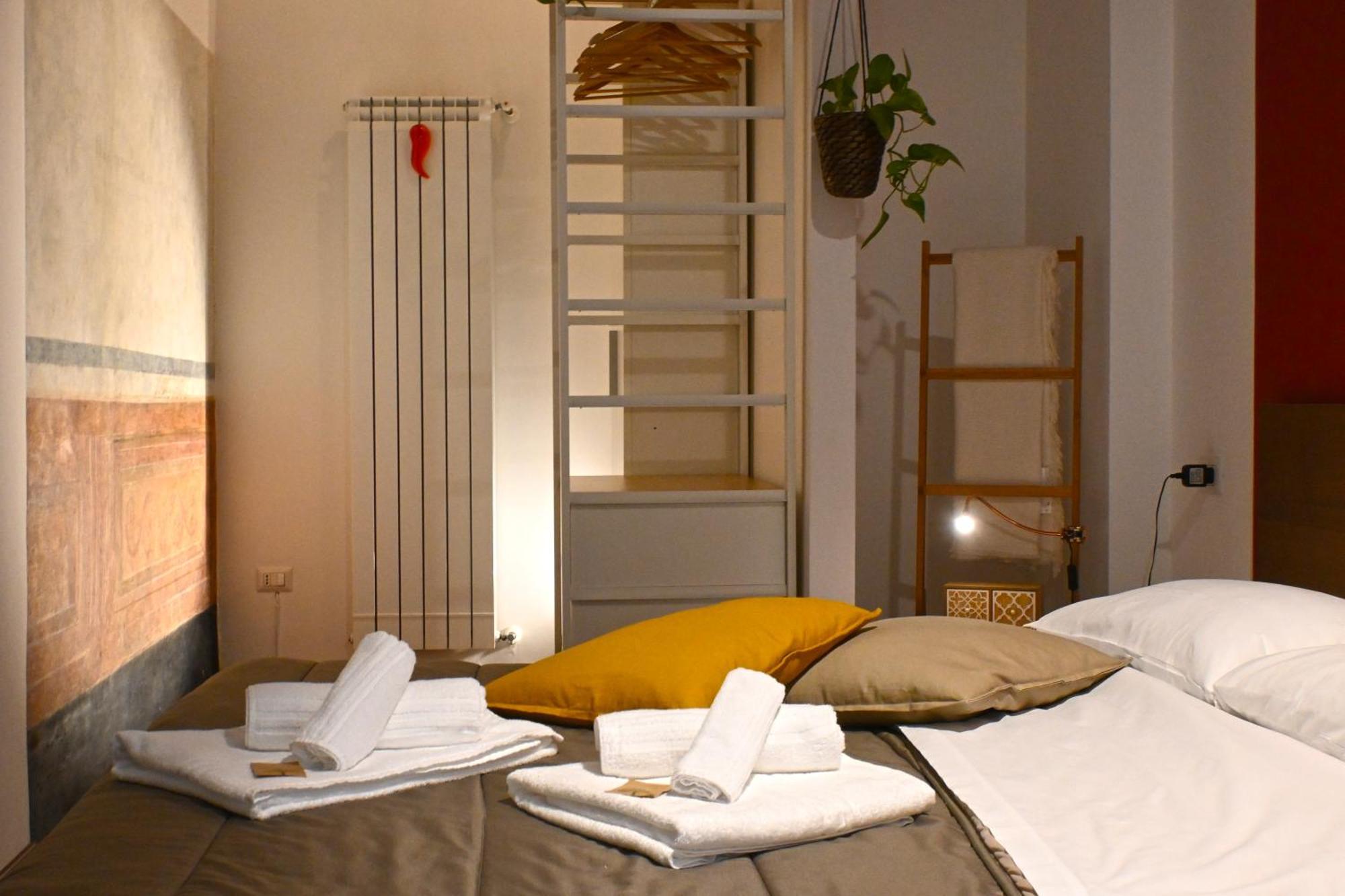 La Casa Di Apollo Apartment เนเปิลส์ ภายนอก รูปภาพ