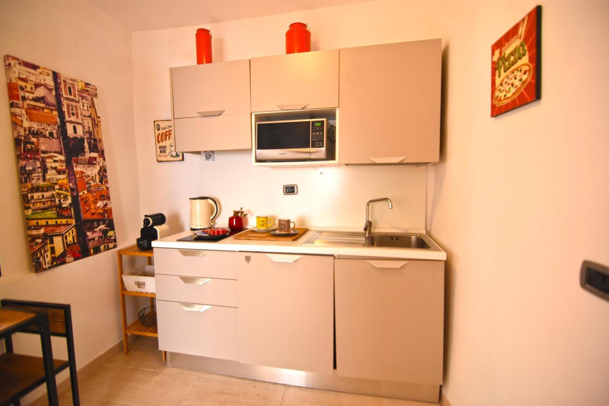 La Casa Di Apollo Apartment เนเปิลส์ ภายนอก รูปภาพ