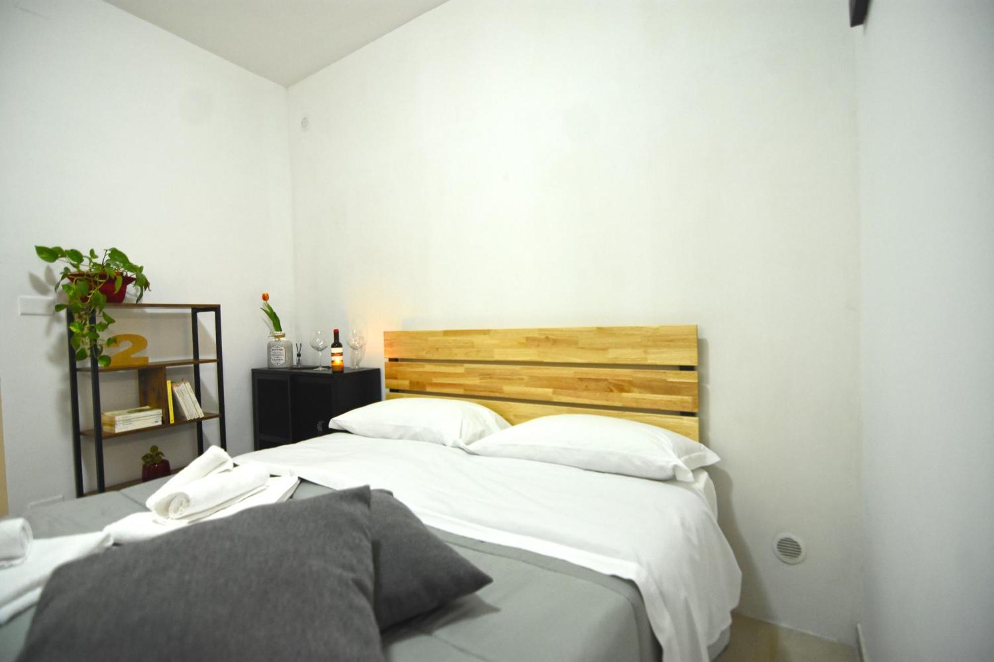 La Casa Di Apollo Apartment เนเปิลส์ ภายนอก รูปภาพ