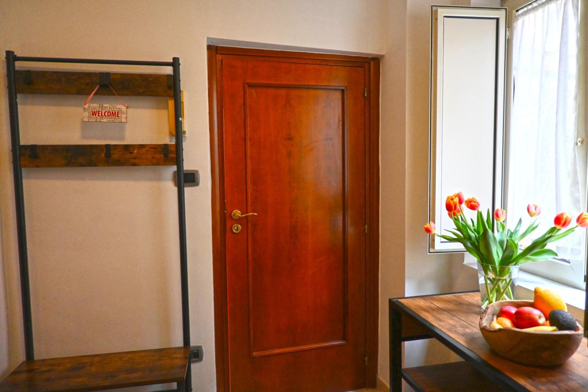 La Casa Di Apollo Apartment เนเปิลส์ ภายนอก รูปภาพ