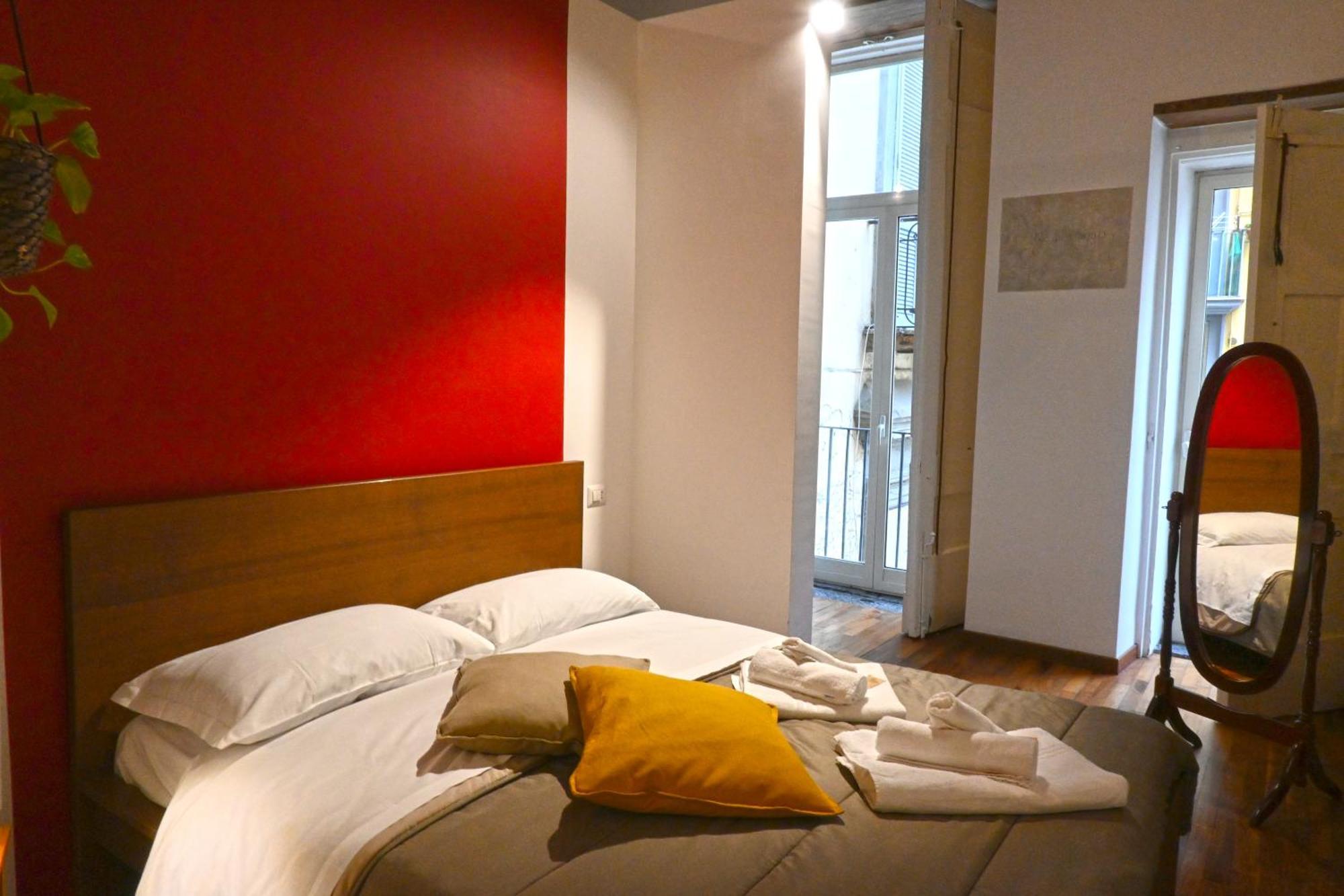 La Casa Di Apollo Apartment เนเปิลส์ ภายนอก รูปภาพ