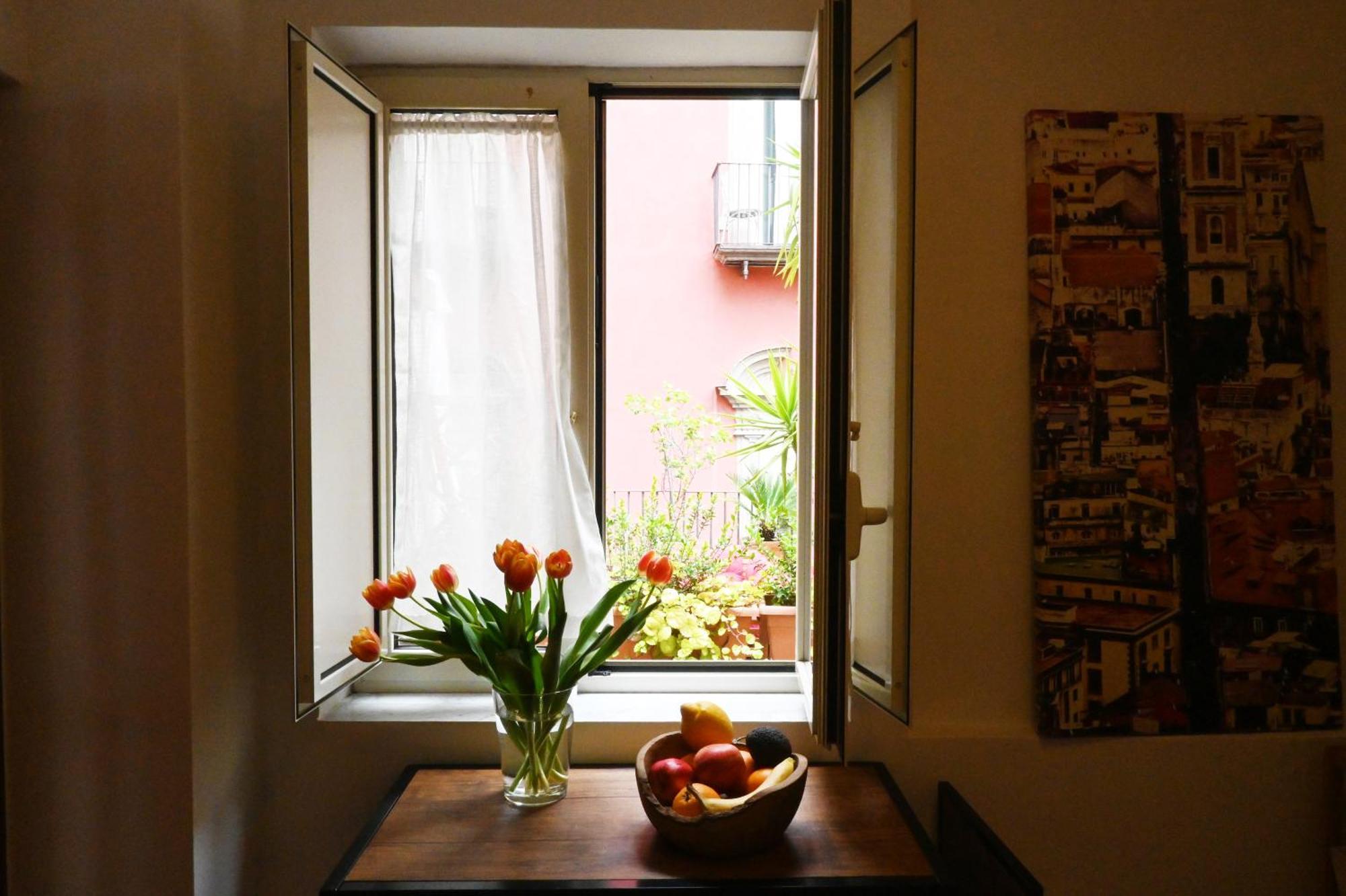 La Casa Di Apollo Apartment เนเปิลส์ ภายนอก รูปภาพ
