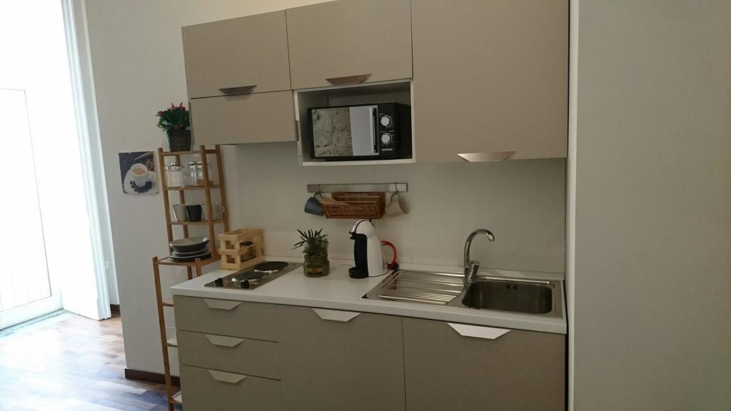 La Casa Di Apollo Apartment เนเปิลส์ ภายนอก รูปภาพ